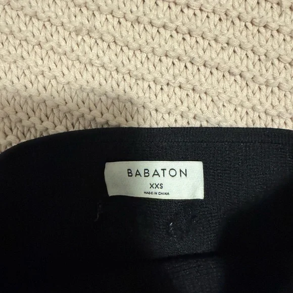 Black Ribbed Tube Top - Picture 2 of 2